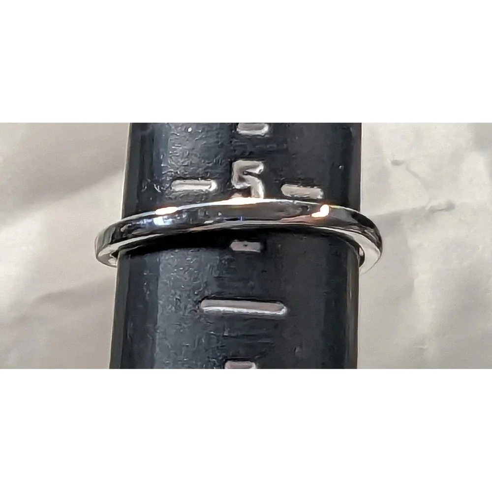Silvertone Ring Pale Pink Stone Womens Size 5 Dainty Solitaire Costume Jewelry